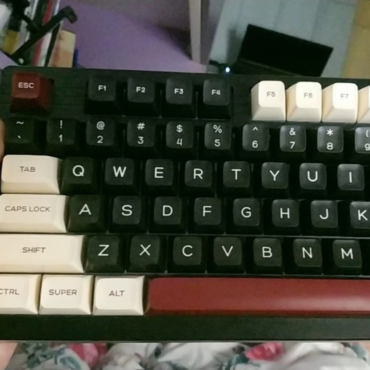 Rome Smile Keycaps PBT Double Shot SA Profile Full Set Two Color Molding Key Cap for 61 75 87 98 104MX Mechanical Keyboard