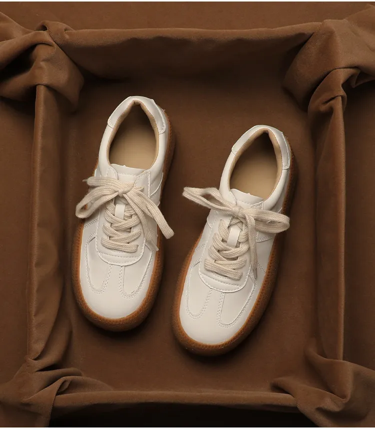 

Женские кроссовки SHOEBOX из натуральной кожи с круглым носком и толстой подошвой на шнуровке – удобные, универсальные белые кеды