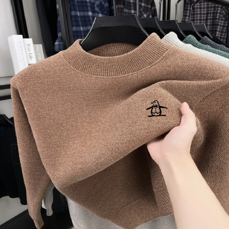 High quality men's new penguin embroidered knitted pullover brand autumn comfortable velvet warm pure color round neck sweater