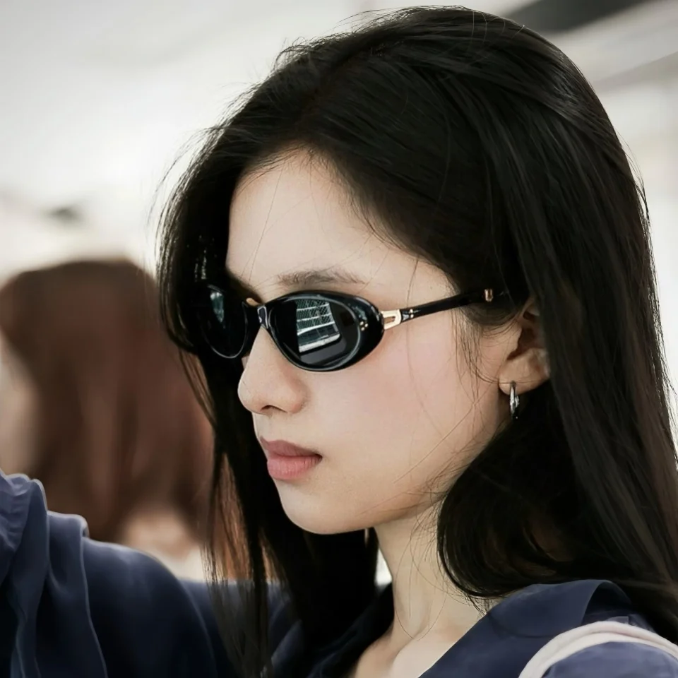 New Exquisite And Stylish Oval Foldable Design Suitable For Unisex Daily Casual And Multi-Functional UV400 Sunscreen Sunglasses