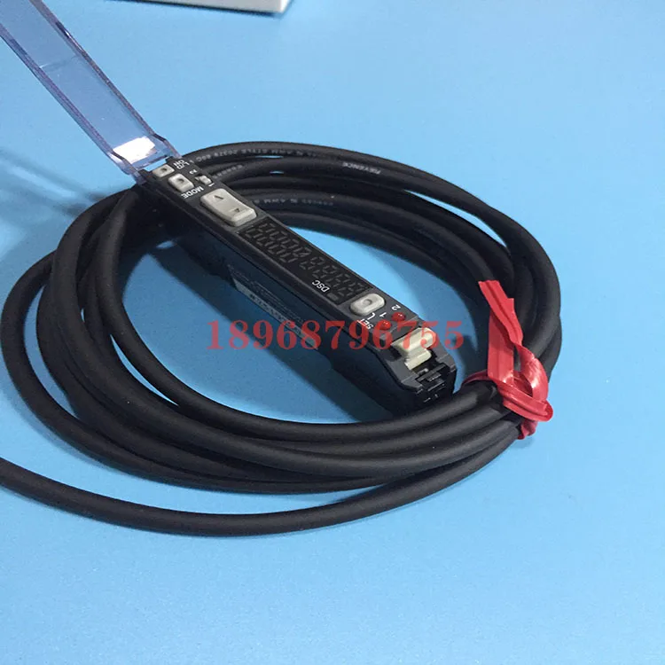 2025 KEYENCE Dual Digital Display Dual Output Verstärker FS-V33 FS-V33C