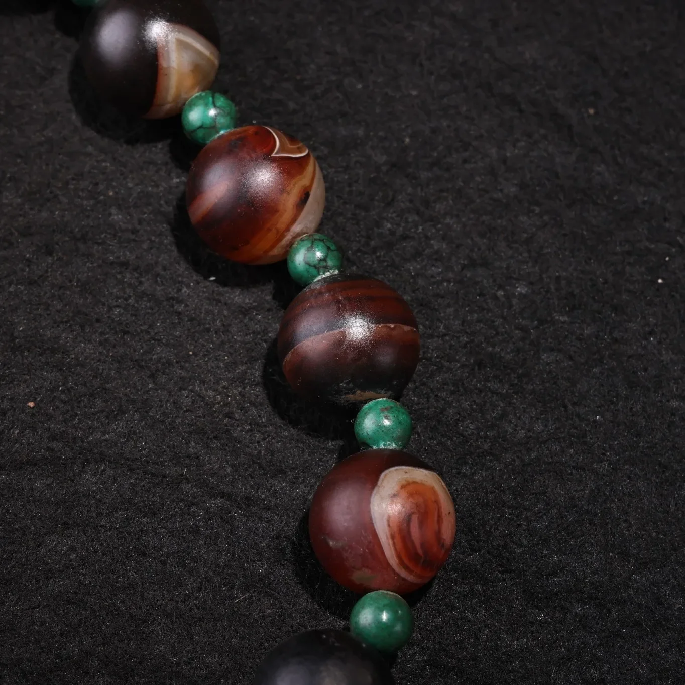 

10"Tibetan Temple Collection Old Natural Agate Mosaic Gem wrapping wire 18 handheld Buddha Beads Bracelet Pendant Amulet Dharma