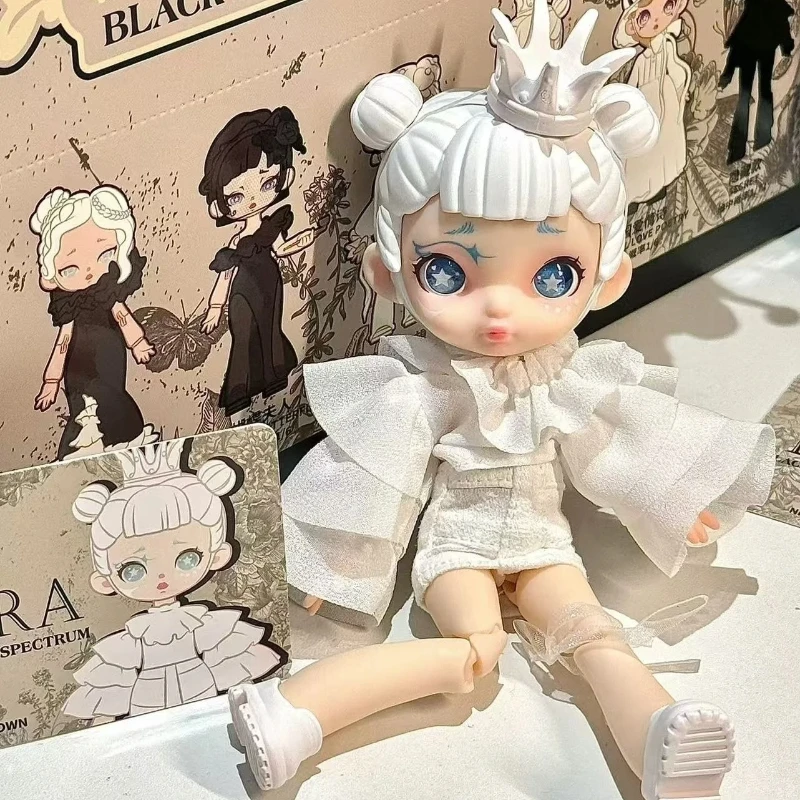 

Кукла Bjd Laura First Generation 1/6, подвижная модель ручной работы, черно-белая глухая коробка, коллекционный подарок на день рождения, в наличии