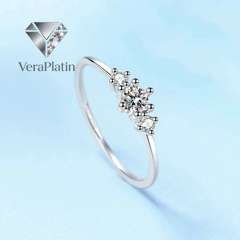 

ВераПлатин Женское обручальное кольцо из платины PT950 с муассанитом 0.26 карата, подарок на День святого Валентина для девушки/дочери