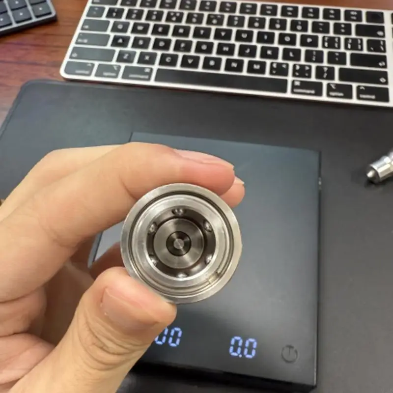 حزمة مكونة من 4 قارنات توصيل طويلة التنفيذ مقاومة للصدأ، موثوقية طويلة الأمد، M4YD