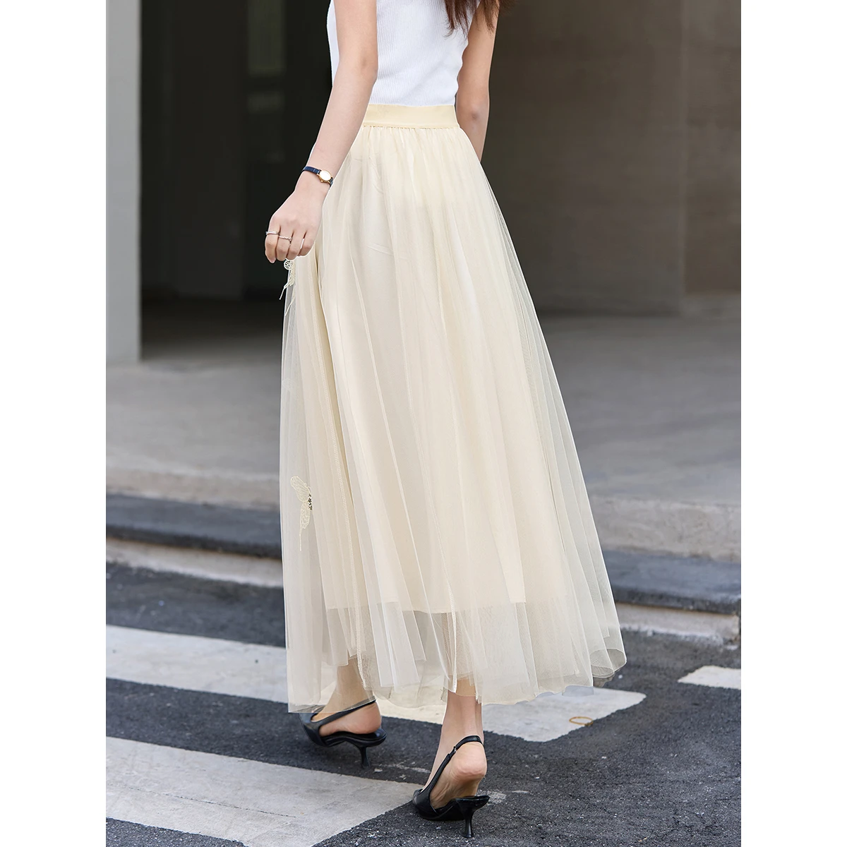 VIMLY Women's Elegant Apricot Mesh Skirt 2026 Spring New French 3D Butterfly Embroidery Knit Casual A-Line Midi Skirt A6030