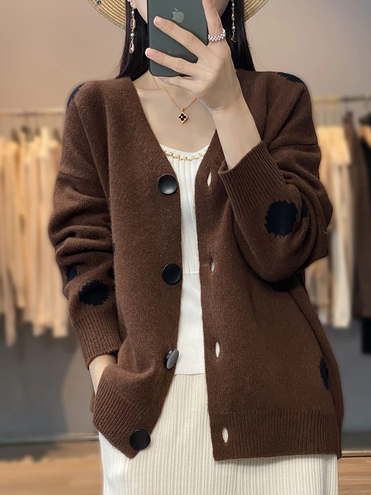 

2024 Autumn Winter Women Pure Merino Wool Sweater Solid V-Neck Thick Knitted Cardigan Casual Dot Cashmere Clothing Tops