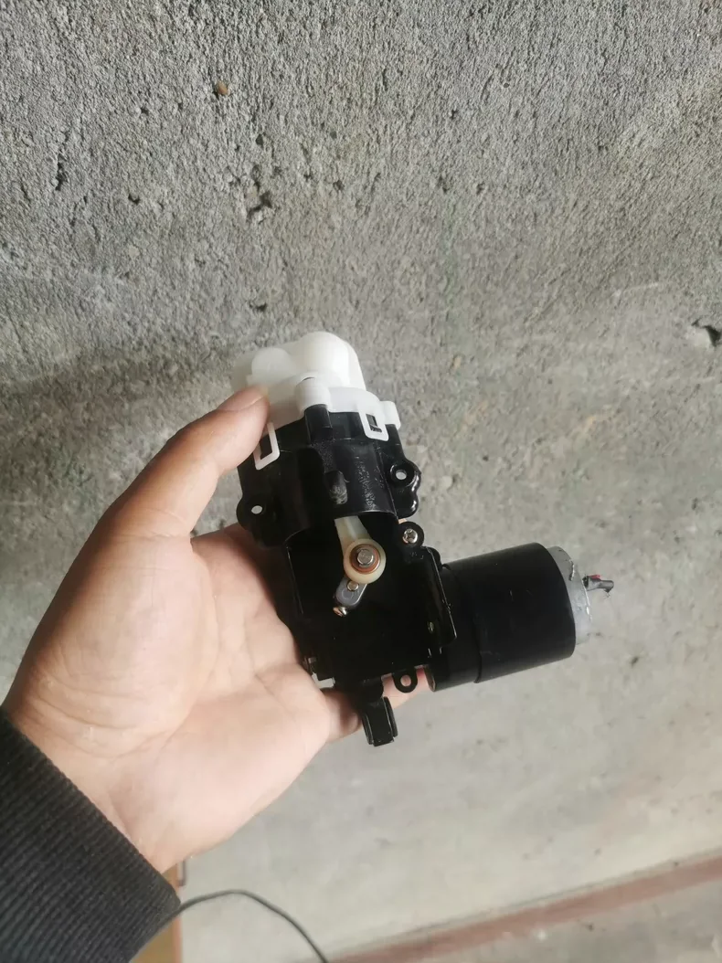 

Original Brand New Piston Water Pump – T30 Sprayer Repair Part for Agras T30 Agricultural Drone