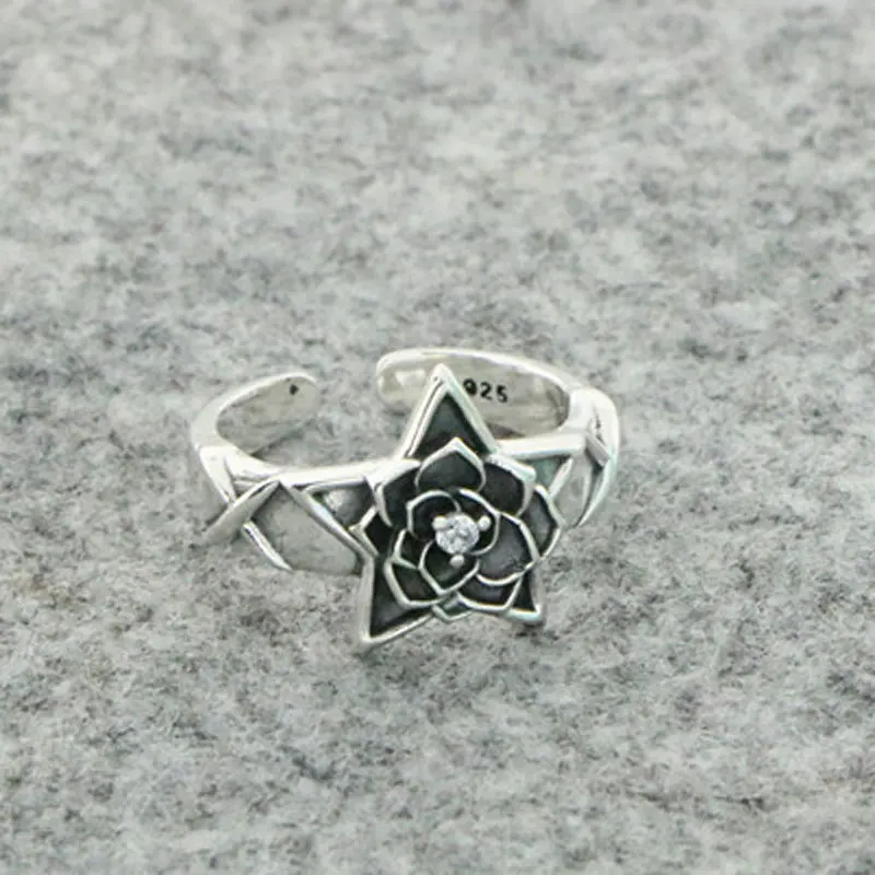 

Feminine and cool s925 pure silver Thai silver fashion trend personality pentagram rose men's index finger ring