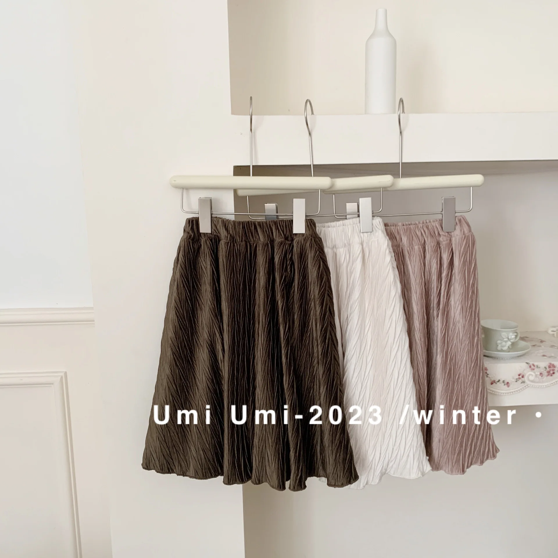 

Girls Skirts Pleated Skirt Autumn and Winter South Korean 2023 New Children Plus Cashmere Foreign Girl Skirt Foreign Dress