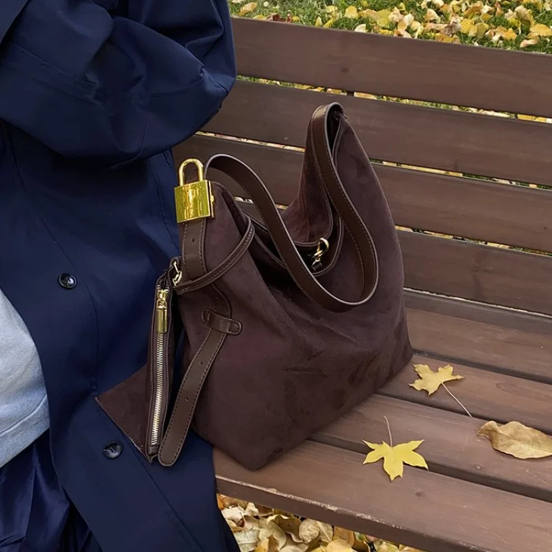 

Popular Classic Leather Women's Handbag High-End Luxury Brand Trendy Elegant Elegant Trim Commuter Bag​