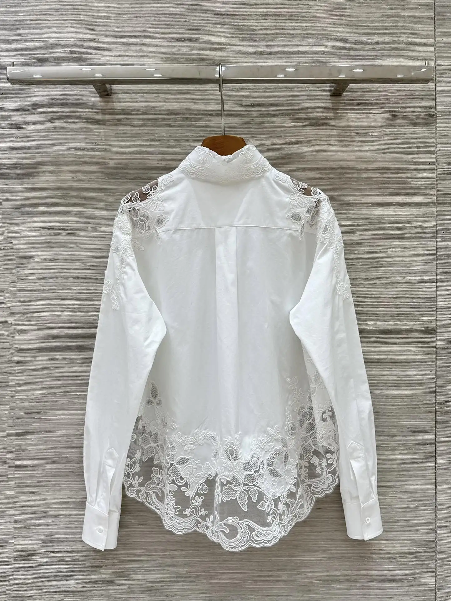 Women White Cotton Shirt Autumn Lace Embroidery Patchwork Turn-down Collar Single Breasted Long Sleeve Elegant Ladies Blouse