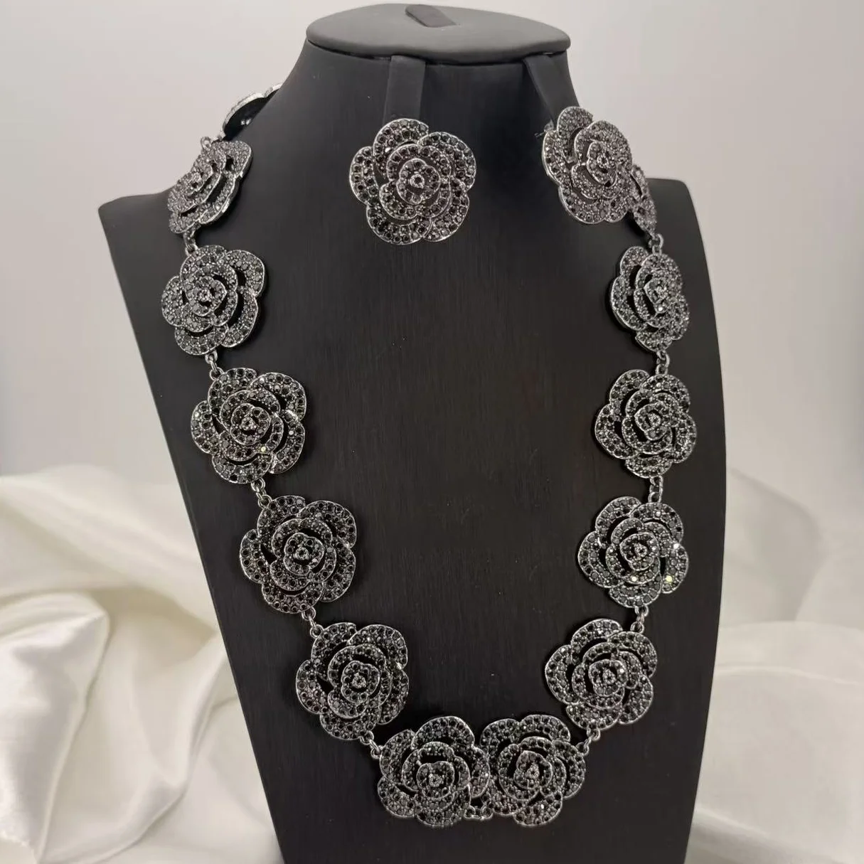 gunmetal-gray-marcasite-crystal-camellia-rose-short-collar-choker-necklace-earrings-set-vintage-luxury-statement-wedding-party