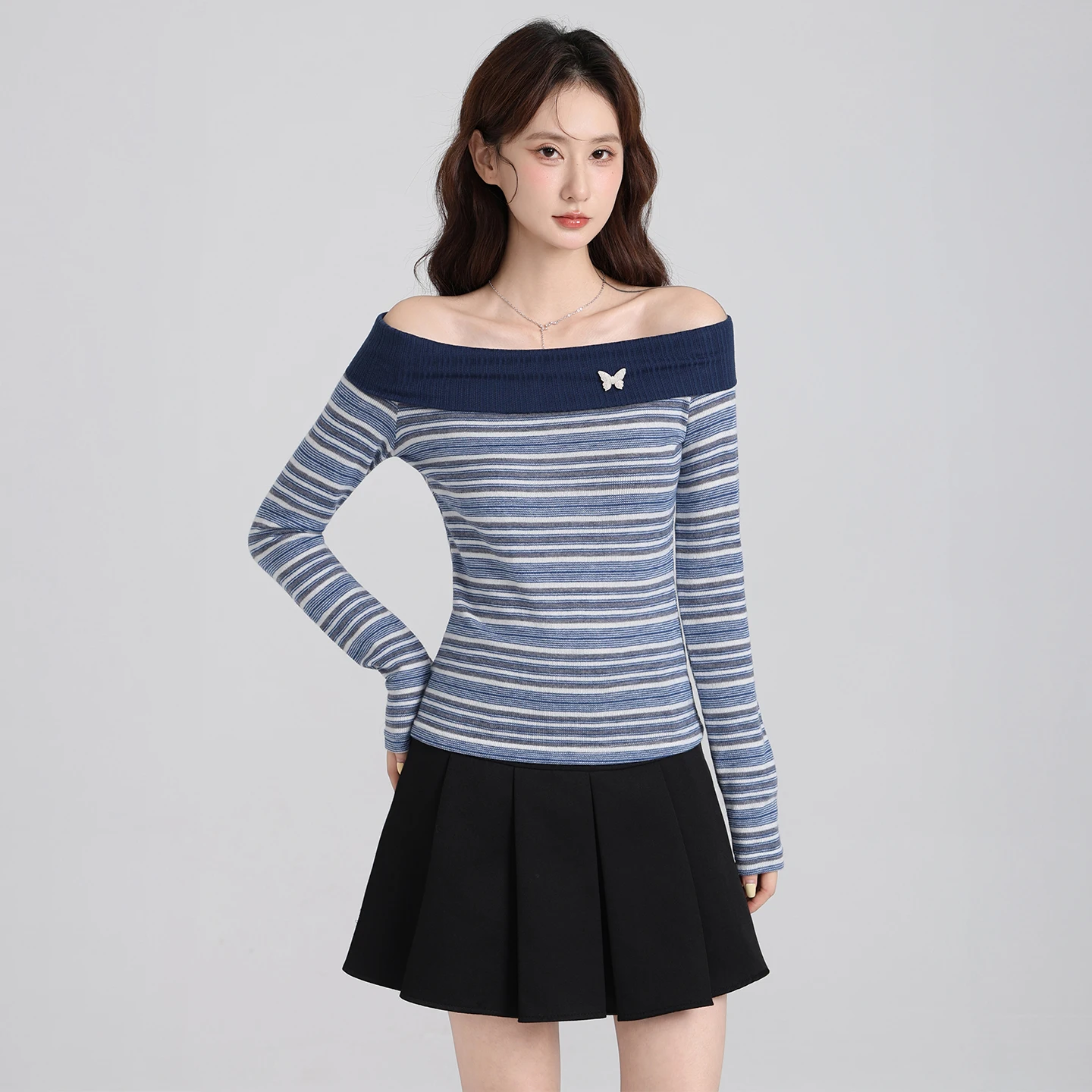 

Design Sense One Shoulder Striped T-shirt, Women's Spring and Autumn Chic Small Shirt, Slim Fit and Slimming Long Sleeved Top