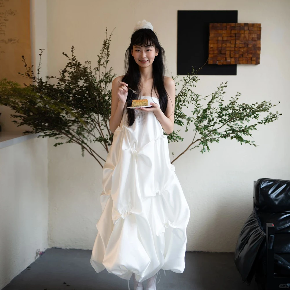 Strapless Satin Bridal Gown Sleeveless A Line Tea Length Simple Wedding Dress Outdoor Garden Bridal Photo Shoot Dress TSWD732