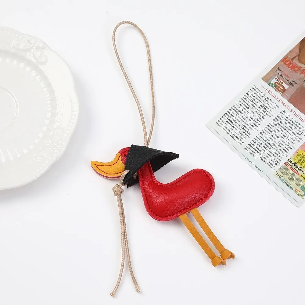 Lucky PU Duck Keychain Yellow Duck Leather Material Bag Pendant Animal Theme Lightweight Cartoon Car Keyring Girl