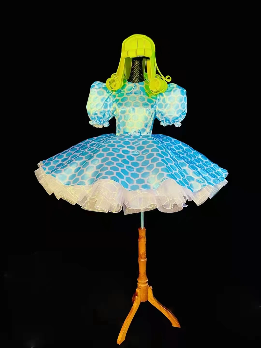 Vêtements de spectacle de Jazz pour femmes, équipe de danse espagnole, Mini robe moelleuse rose rouge, vêtements de Festival, Costume de scène Sexy pour Club de fête