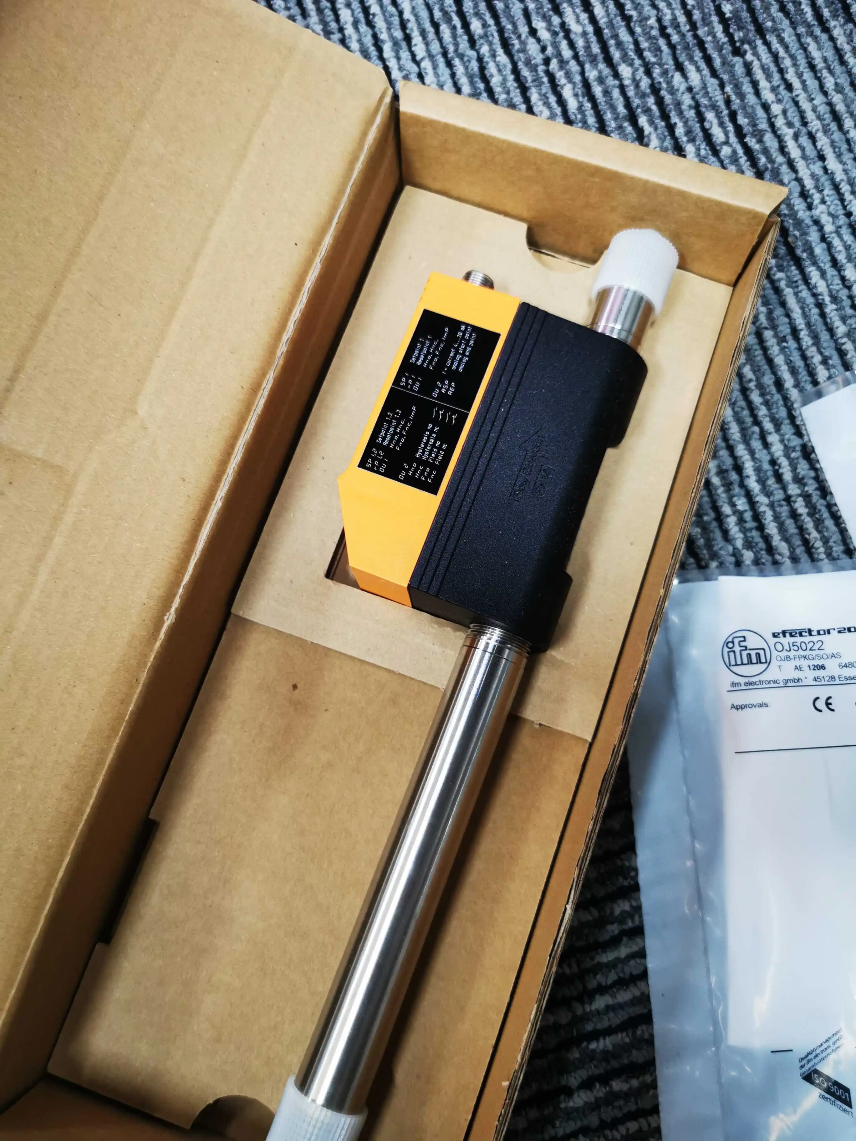 Postage [original Spot] IFM SD6000 Flowmeter Actual Price