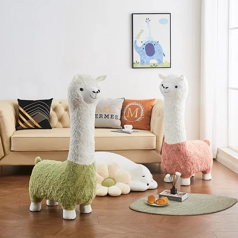 Alpaca seat, children's Internet celebrity with wheels, animal seat, living room decoration, cartoon shoe change stool, moving g
