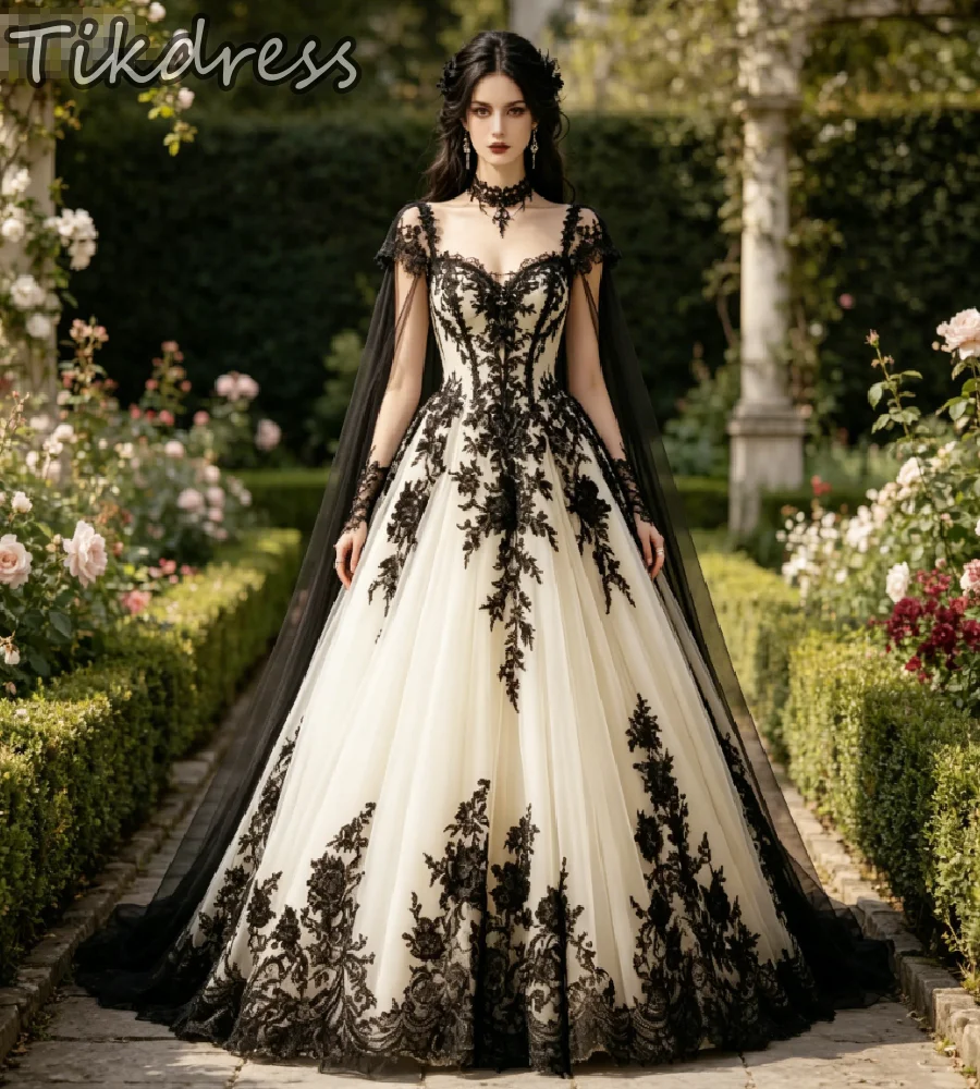Dark Romantic Ivory Black Gothic Wedding Dress Elegant Lace Forset Civil Bohemian Bridal Dresses Tulle Floor Length Corset Party