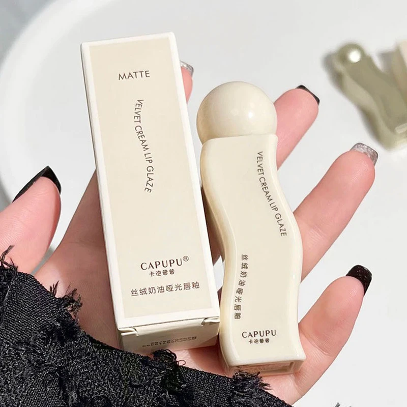 ครีมกํามะหยี่ lip glaze matte ไม่จางหายยาวนานความอิ่มตัวต่ํา day touch lip glaze lip โคลนลิปสติก