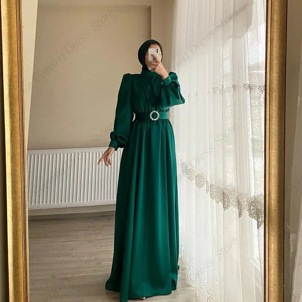 Gaun Malam Maxi Lengan Panjang Hijau Zamrud Gaun Formal Sederhana Berikat Gaun Pesta Muslim Elegan 2025 Kedatangan Baru Disesuaikan