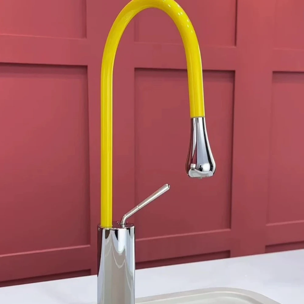 Yellow Color Kitchen Basin Faucet Brass Material Two Model Water Out Hose Pull Down Mixer Cold & Hot Single Handle Ceramic Core