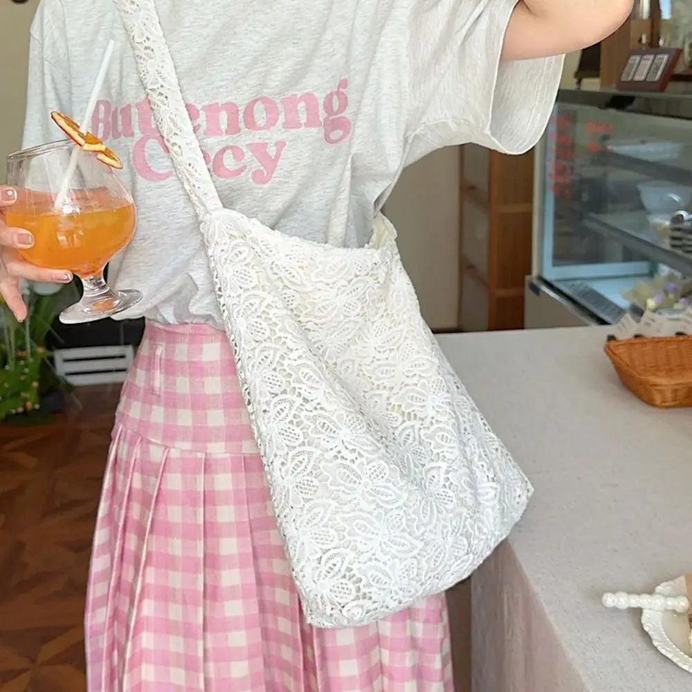 

Elegant Hollow Out Embroidery Lace Shoulder Bag Embroidered Flower Canvas Tote Bag Bohemian Lightweight Crossbody Bag Beach
