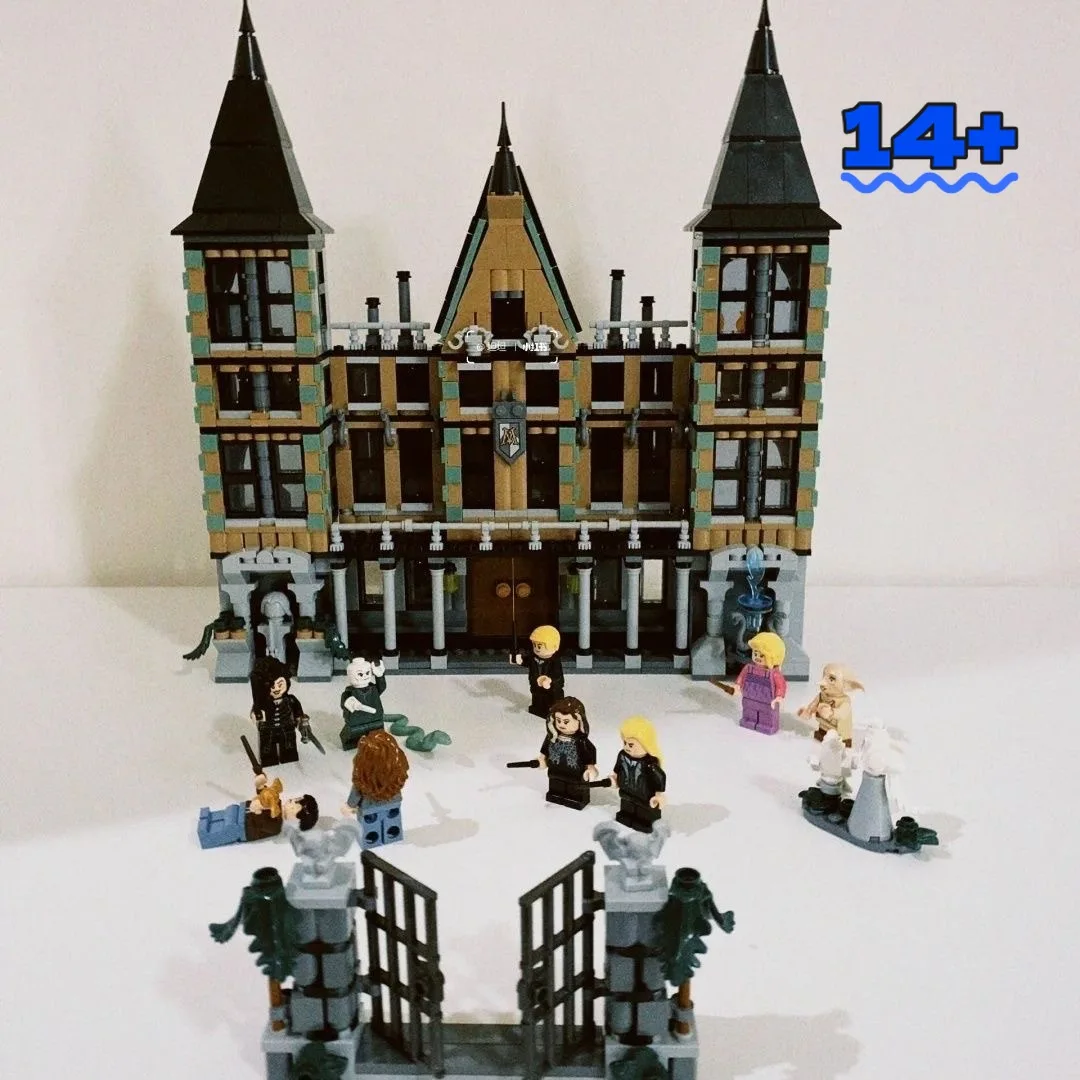 

Конструктор Disney Creation 76453, 1601 деталь, Премиум-серия, Особняк Малфой, Тематический набор «Фэнтези: Волшебники», Декор, Подарки на Хэллоуин для детей