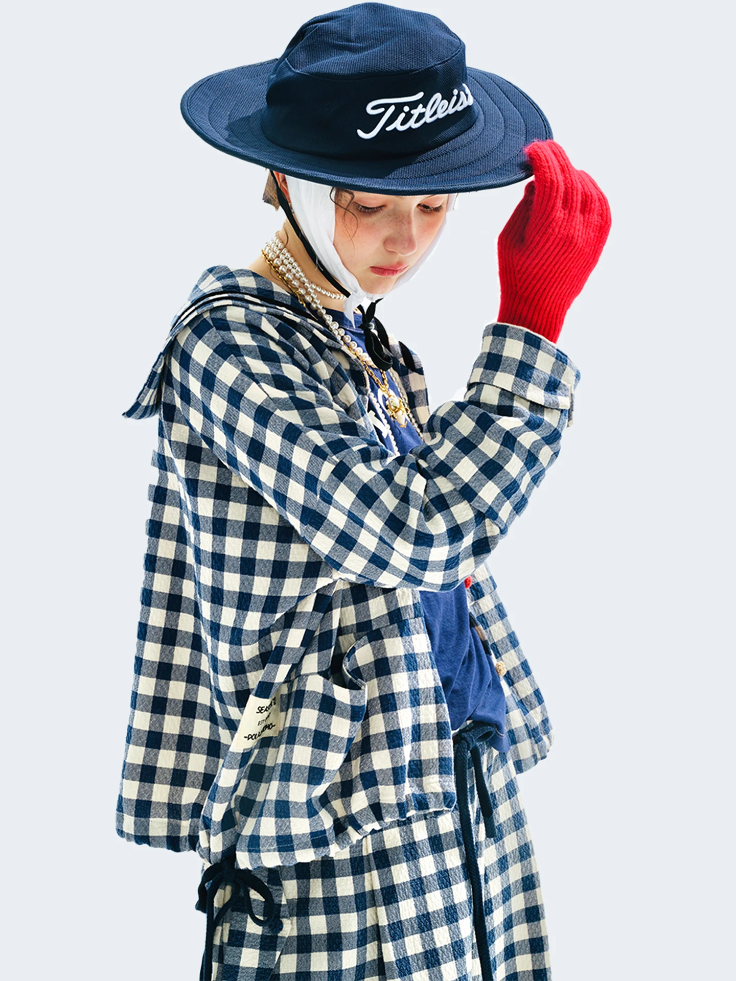 

Navy and White Gingham Checkered Jacket Short-length with Sailor-style Collar Ideal for Street - style Outings 255194
