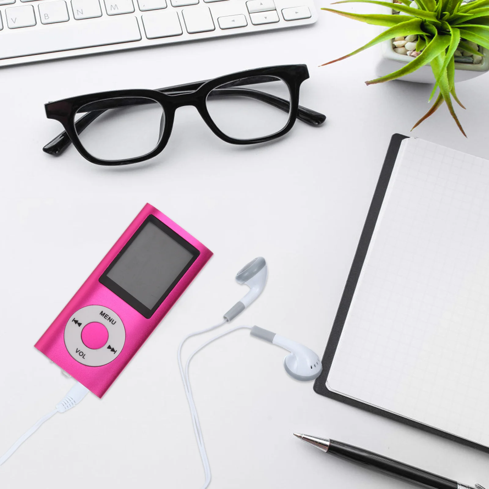 Mp3 Mp4 Music Player Compact Digital 1.8 Inch Screen Portable Mp3 Music Player USB Port Pink