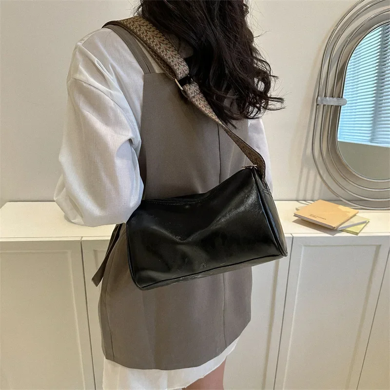 Bolso pequeño de cuero PU Vintage para mujer, bandolera diseñador de moda, bolso de hombro con almohada de viaje informal