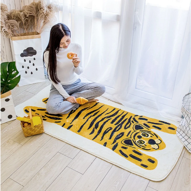 

Living Room Carpet Cartoon Fluffy Plush Special-shaped Irregular Long Strip Girl's Room Bedside Rug 카펫 Tapete Ковры Tapis