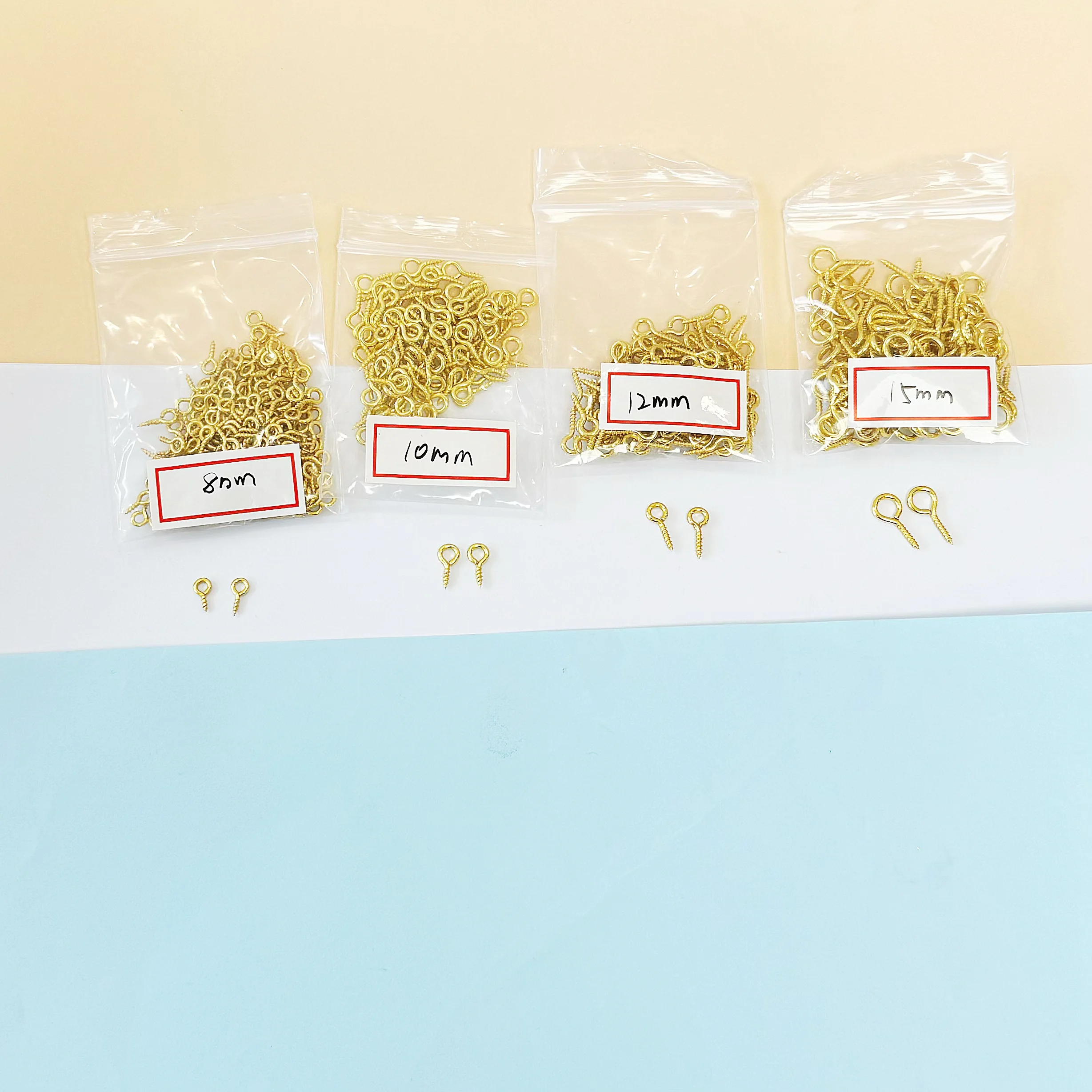   電気メッキヘアピン人形穴あけeepホーンネイルファイオンジュエリー合金素材長期的な色保持