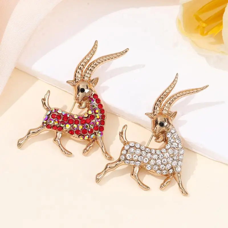 Golden Antelope Brooch Shiny Rhinestone Inlaid Fashion Jewelry for Office Lady Colleague Thank You Gift