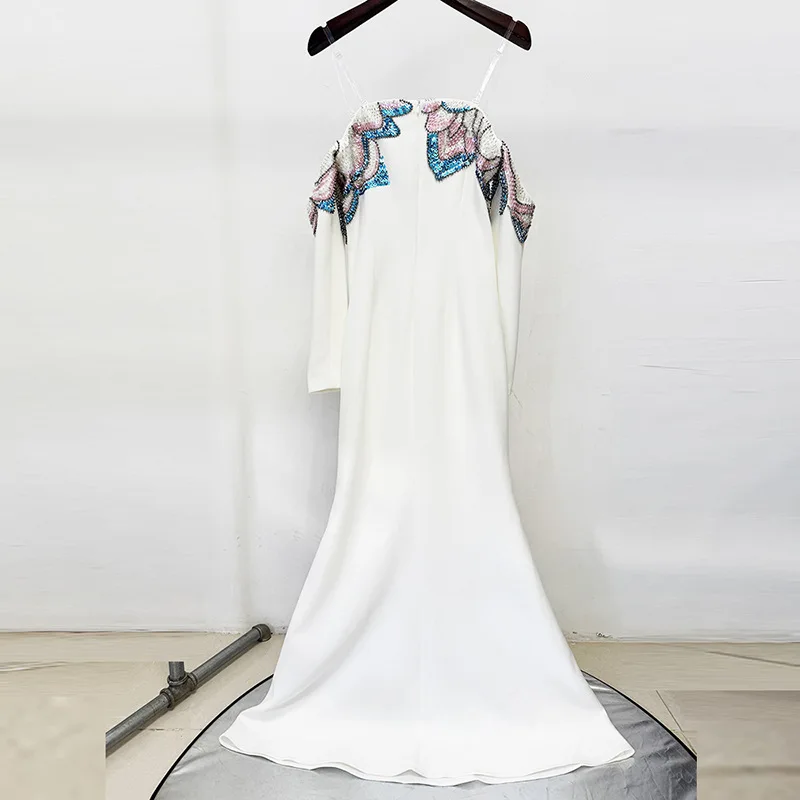 豪華なイブニングドレス ウェディングドレス パーティー フォーマルガウン オフショルダー ビーズ刺繍 長袖 マーメイドシルエット エレガント