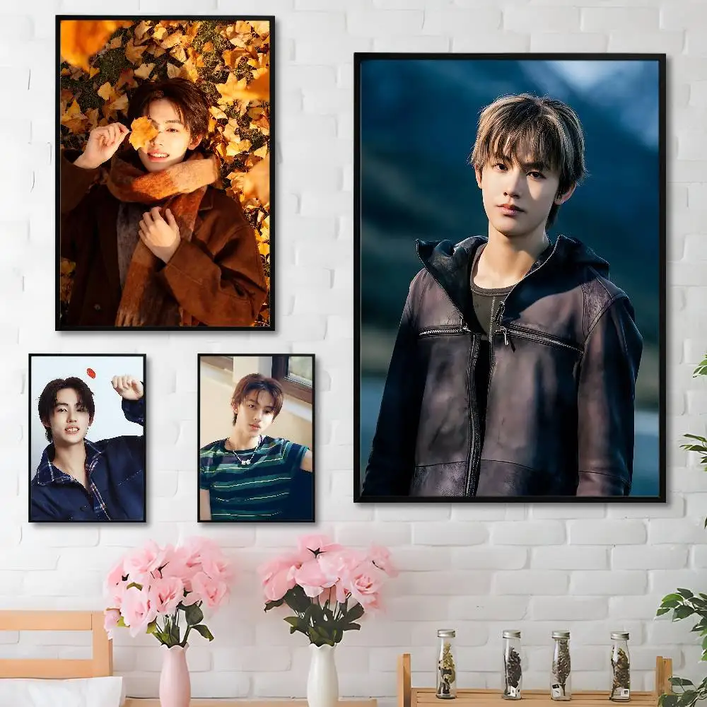 

S-Seongs H-Hyeons-S Singer Anime Wall Art Canvas Painting Poster For Living Room Home Decor Decoration Picture