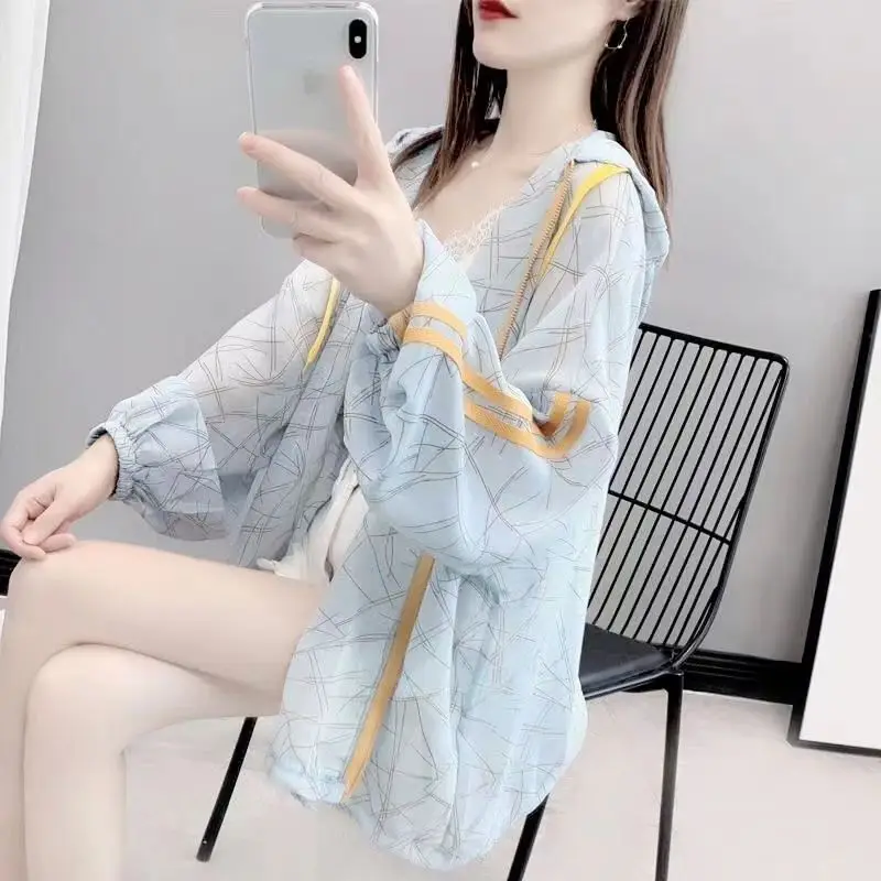 Fashion Hooded Spliced Lace Up Shirring Printed Zipper Shirt Women\'s Clothing 2023 Summer New Casual Tops All-match Blouse