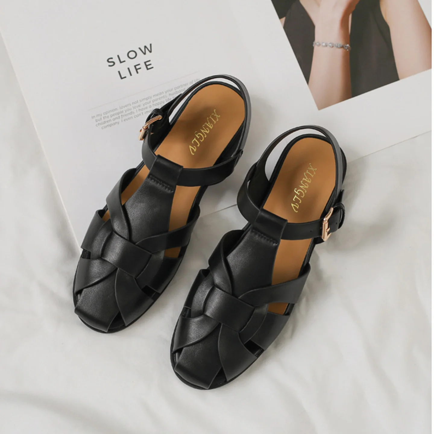 Women Sandals  2026 New Summer Retro Woven Closed Toe Flat Sandals Non-slip Comfort leisure Vacation Beach Shoes  plus size 43