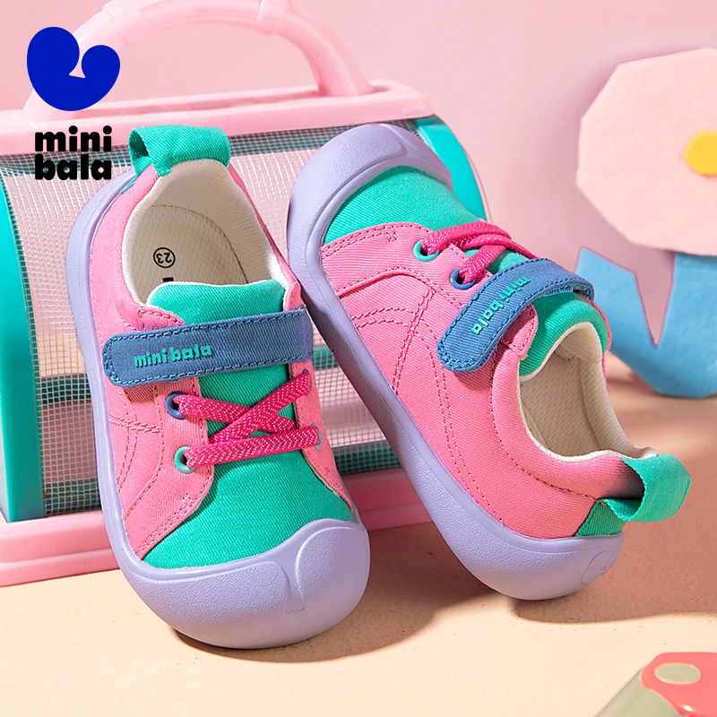 حذاء قماش صغير بالا للأطفال 2025 حذاء كاجوال مقاوم للماء بشريط فيلكرو يسمح بمرور الهواء
