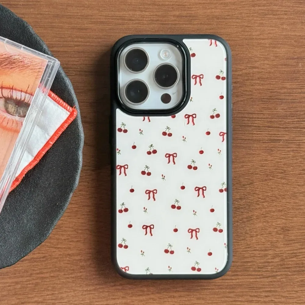 INS لطيف الكرز الأحمر Bowknot حافة سوداء جراب هاتف آيفون 17 الهواء 15 16 17 برو ماكس 14 برو 13 12 زائد الفاخرة الصلب الغطاء الخلفي