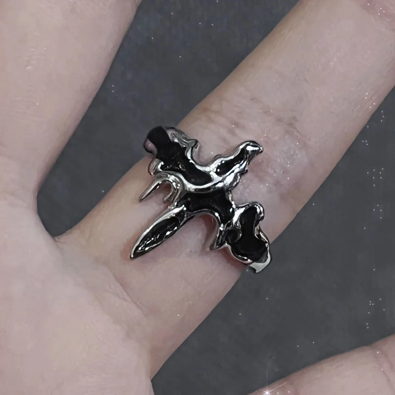 Irregular Black Cross Star Animal Spider Aesthetic Rings For Women Y2K EMO Gothic Ring Grunge Halloween Rave Jewelry Accessories