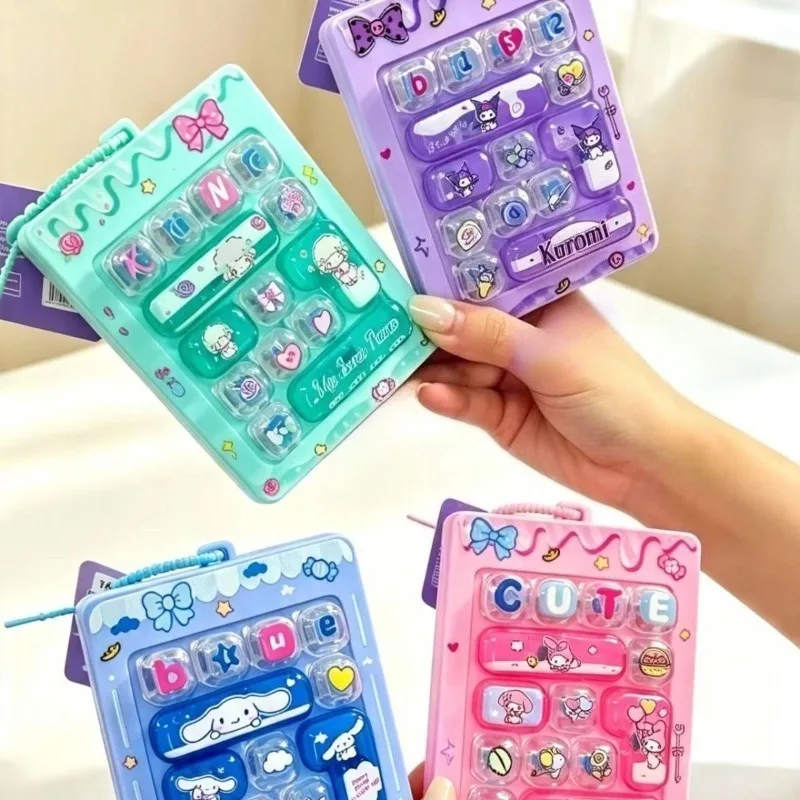 14 Tasten Anhänger Entspannungsspielzeug Taschenanhänger Kleines Geschenk, Modisches Entspannungs-Tastaturanhänger-Spielzeug, Entspannungs- und Stressabbau-Spielzeug