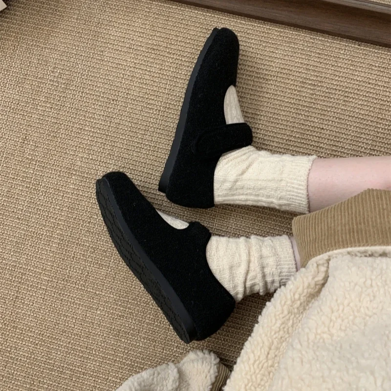 مثير بسيط لباس خارجي أحذية قطنية دافئة الخريف والشتاء موضة جديدة متعددة الاستخدامات بالإضافة إلى المخملية حذاء مسطح غير رسمي للنساء