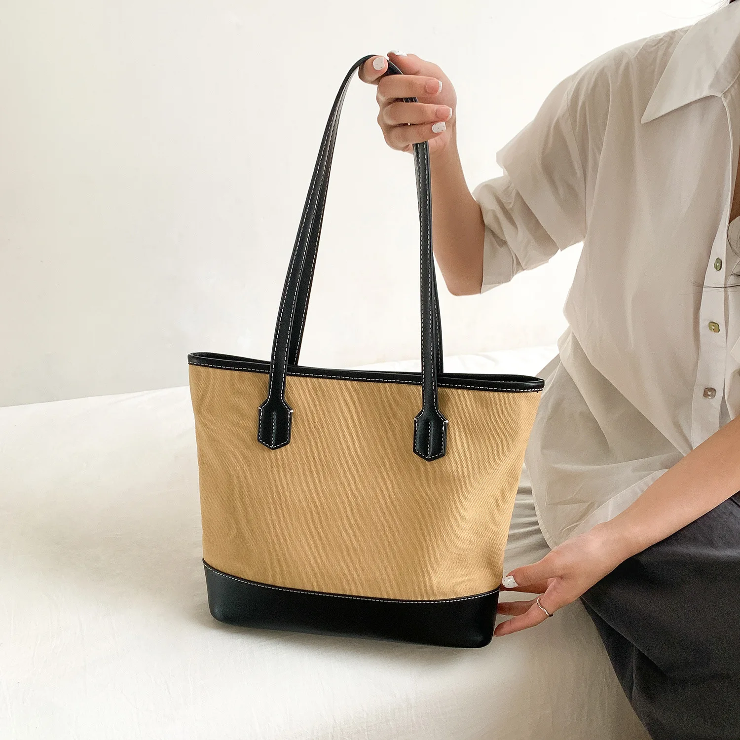 

Осень-зима 2022, женская сумка в корейском стиле, роскошная дизайнерская сумка-тоут для покупок, лоскутная сумка с цветными блоками для подмышек для работы