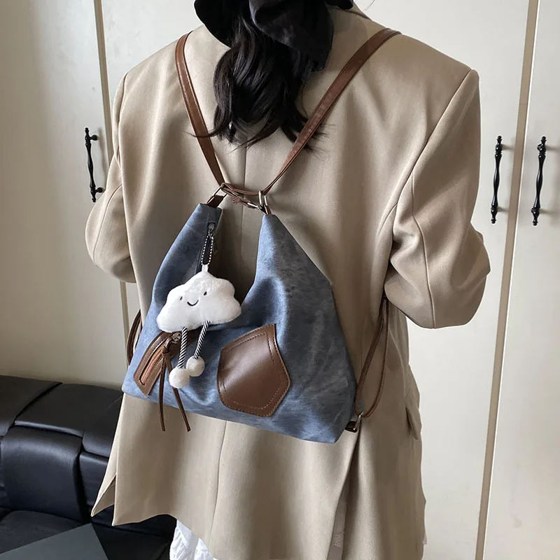 Женская сумка-тоут большой вместимости, универсальная сумка через плечо, новинка 2023 года, повседневная модная сумка для покупок на одно плечо в этом году