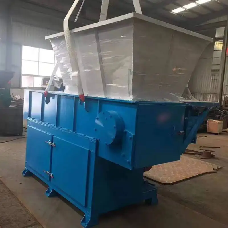 Small Rubber Crusher Equipment Factory Fully Automatic Single-Axis Shredding Machine Plastic Pipe Solid Waste Garbage