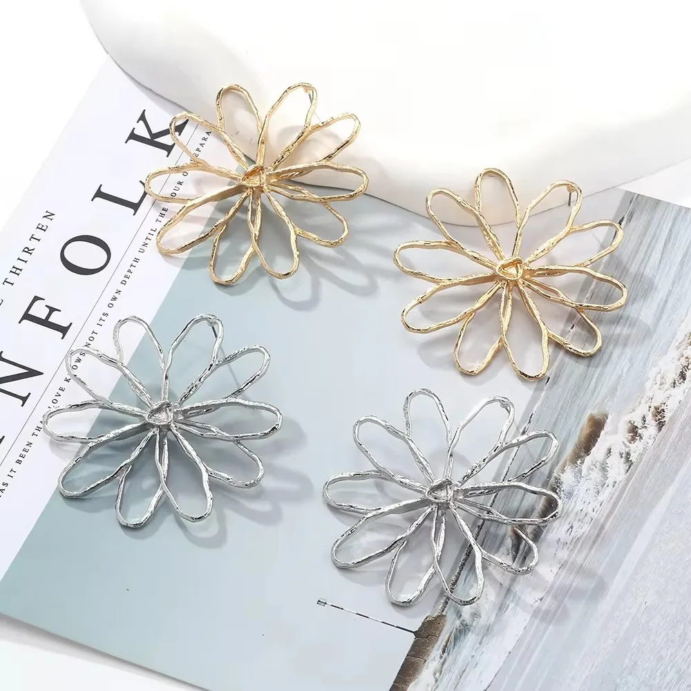 Vedawas Exaggerated Retro Hollow Flower Earrings,Elegant Simple Banquet Wedding Party Holiday Women Accessories