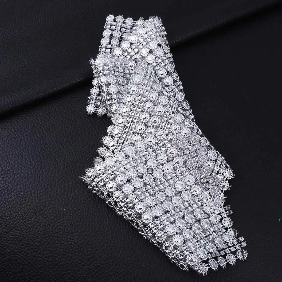 

1 Row Crystal Mesh Wrap Roll Sunflower Diamond Flower Shape Rhinestone Ribbon for Wedding Birthday Shower Decor