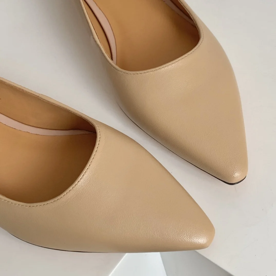 Donna-in Women Low Heel Pumps Genuine Leather Luxury Sheepskin Shoe Pointed Toe Female Nude Shoes Elegant Wedge Heels Design